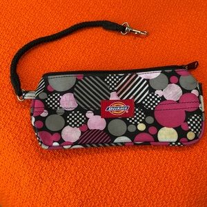 Dickies change or wallet attachable bag.